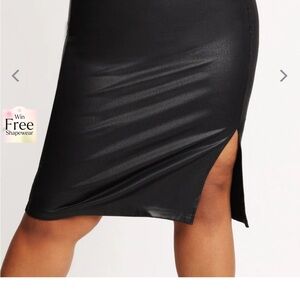 Elegant Black Leather Skirt